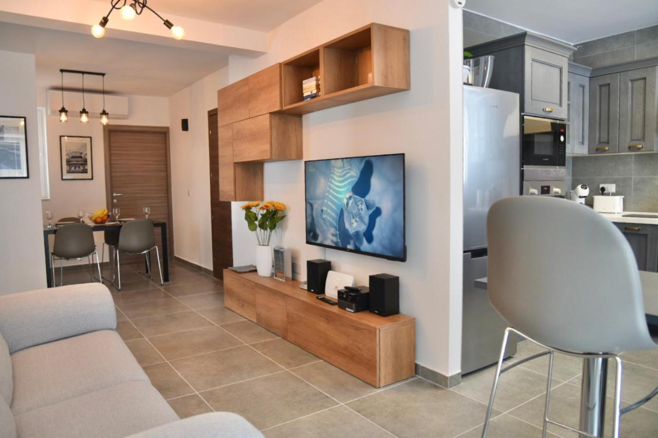 Bright & Modern 2-Bedroom, 4Th Floor Apartment In Gzira, Malta Экстерьер фото