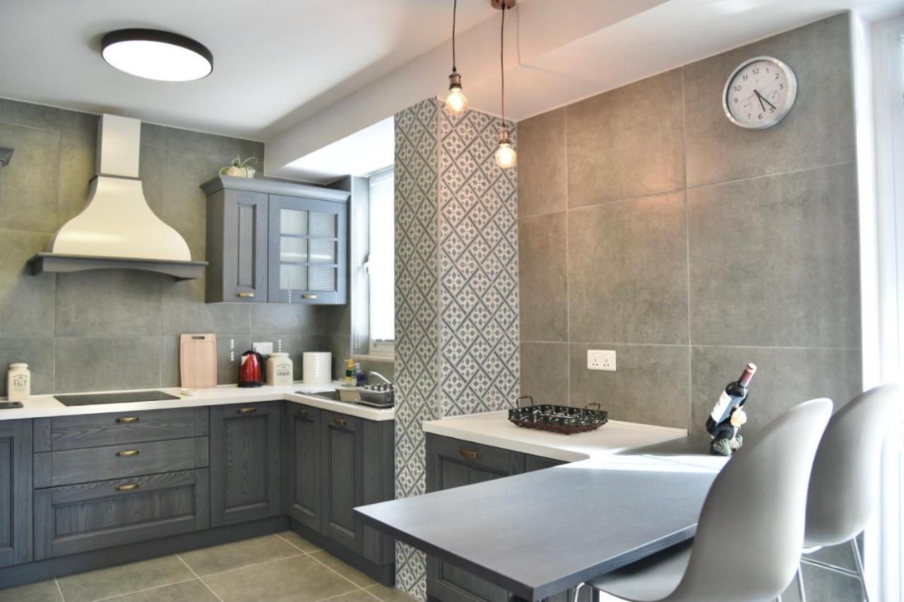 Bright & Modern 2-Bedroom, 4Th Floor Apartment In Gzira, Malta Экстерьер фото
