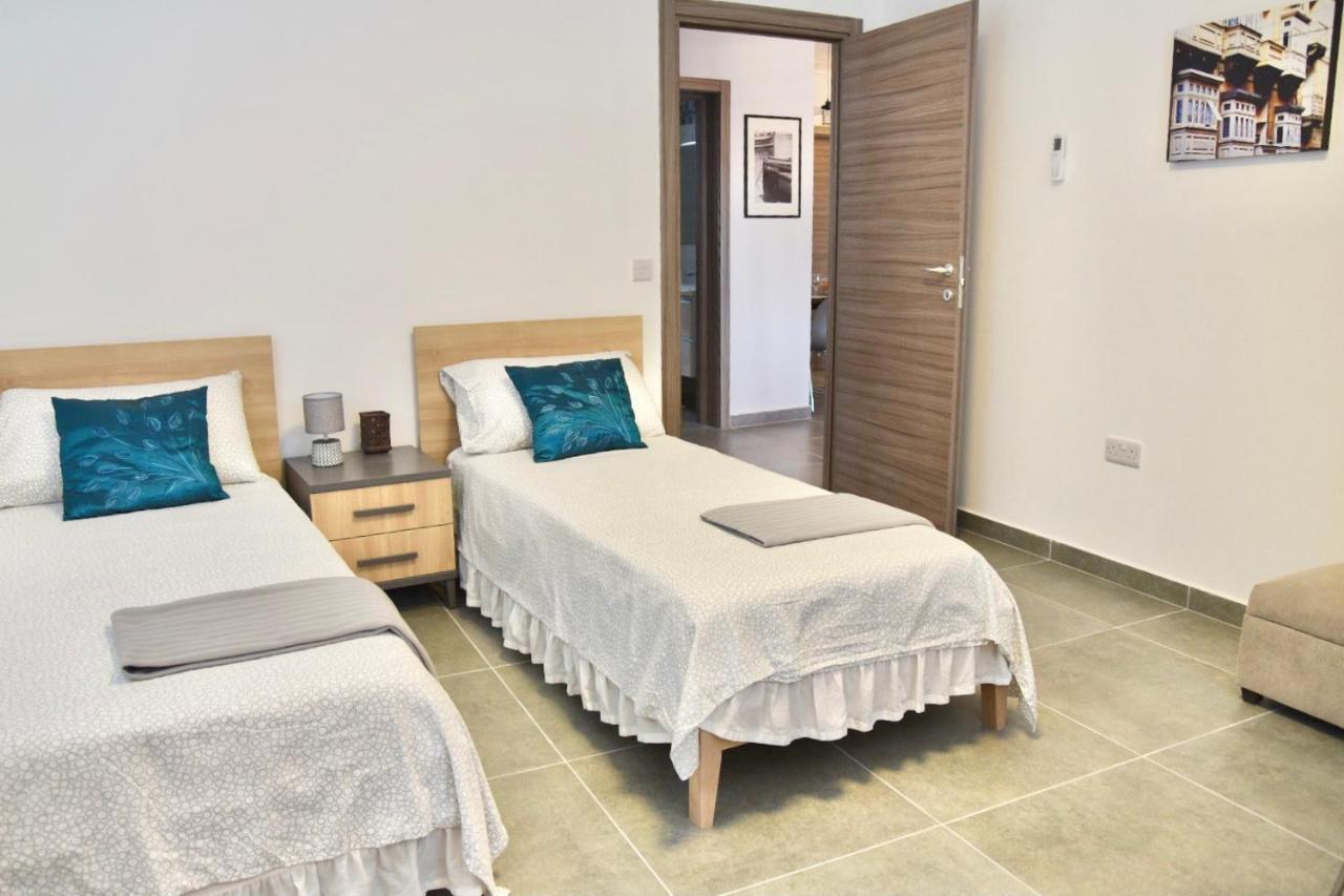 Bright & Modern 2-Bedroom, 4Th Floor Apartment In Gzira, Malta Экстерьер фото