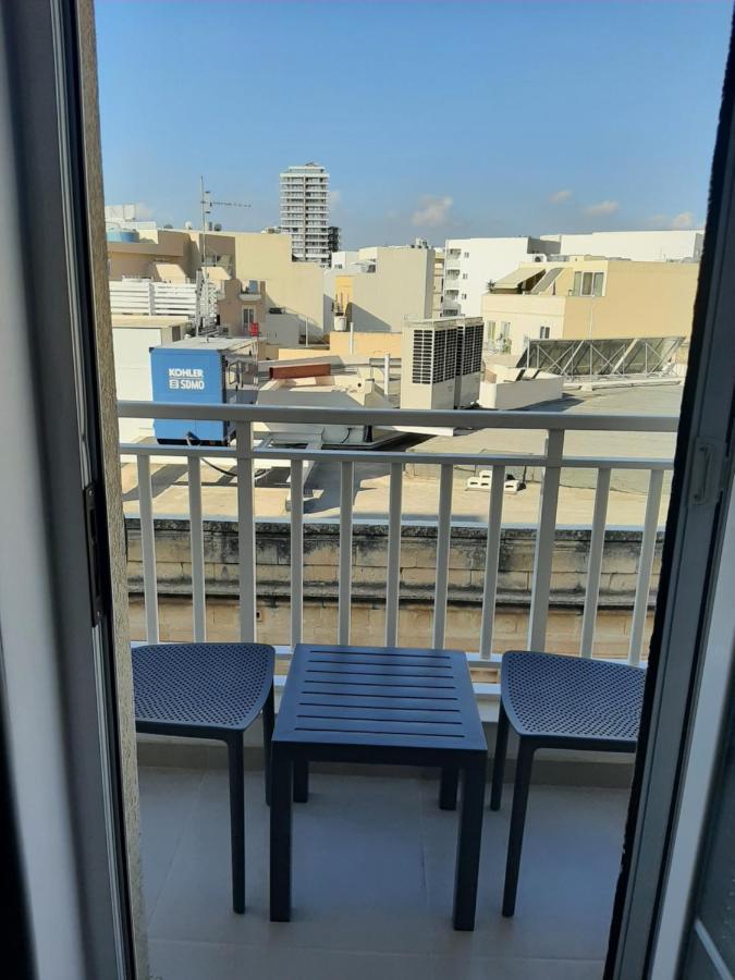 Bright & Modern 2-Bedroom, 4Th Floor Apartment In Gzira, Malta Экстерьер фото